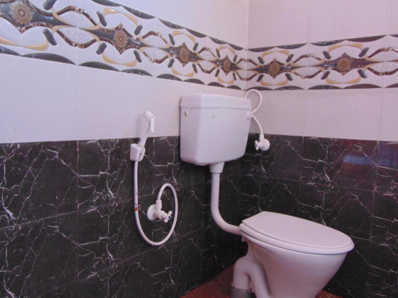 Shanthi Krishna Residency Gokarna  Luaran gambar