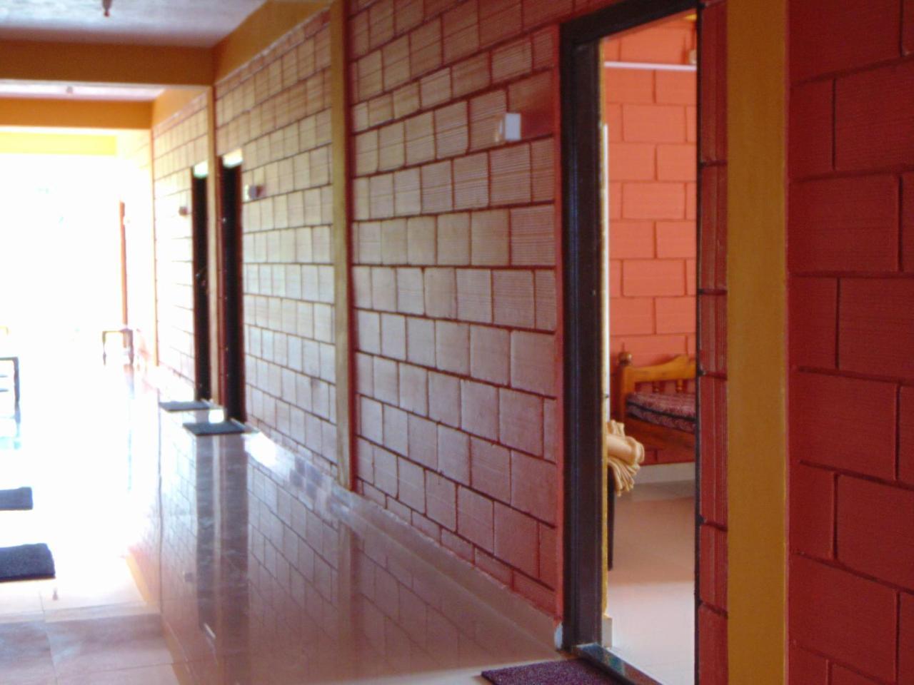 Shanthi Krishna Residency Gokarna  Luaran gambar